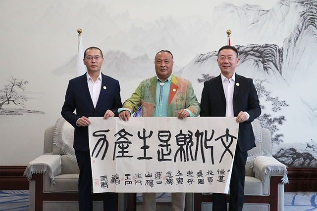 1667209804454435.jpg 6400.jpg