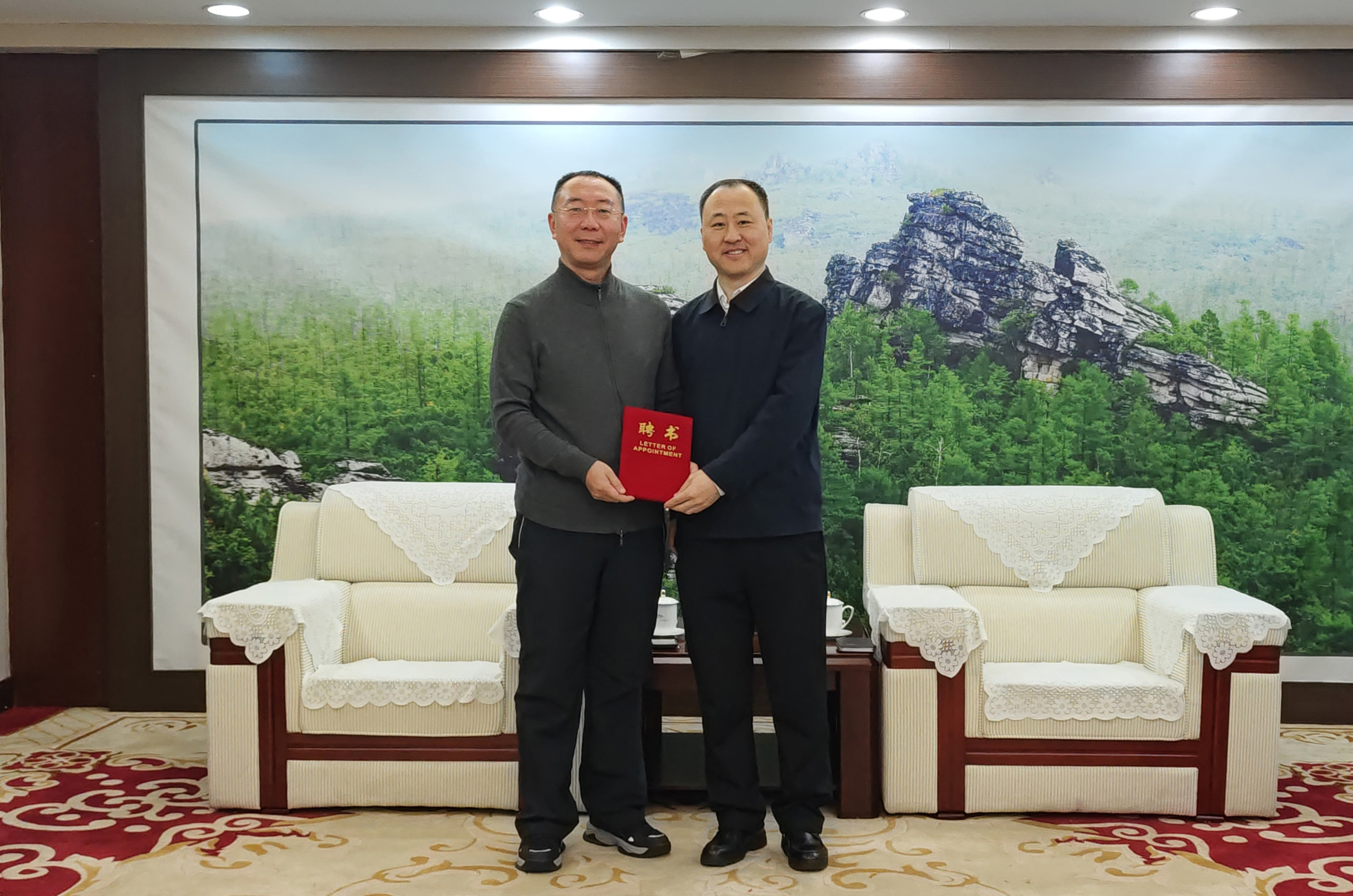 1765768326939478.jpg 1765768326939478.jpg